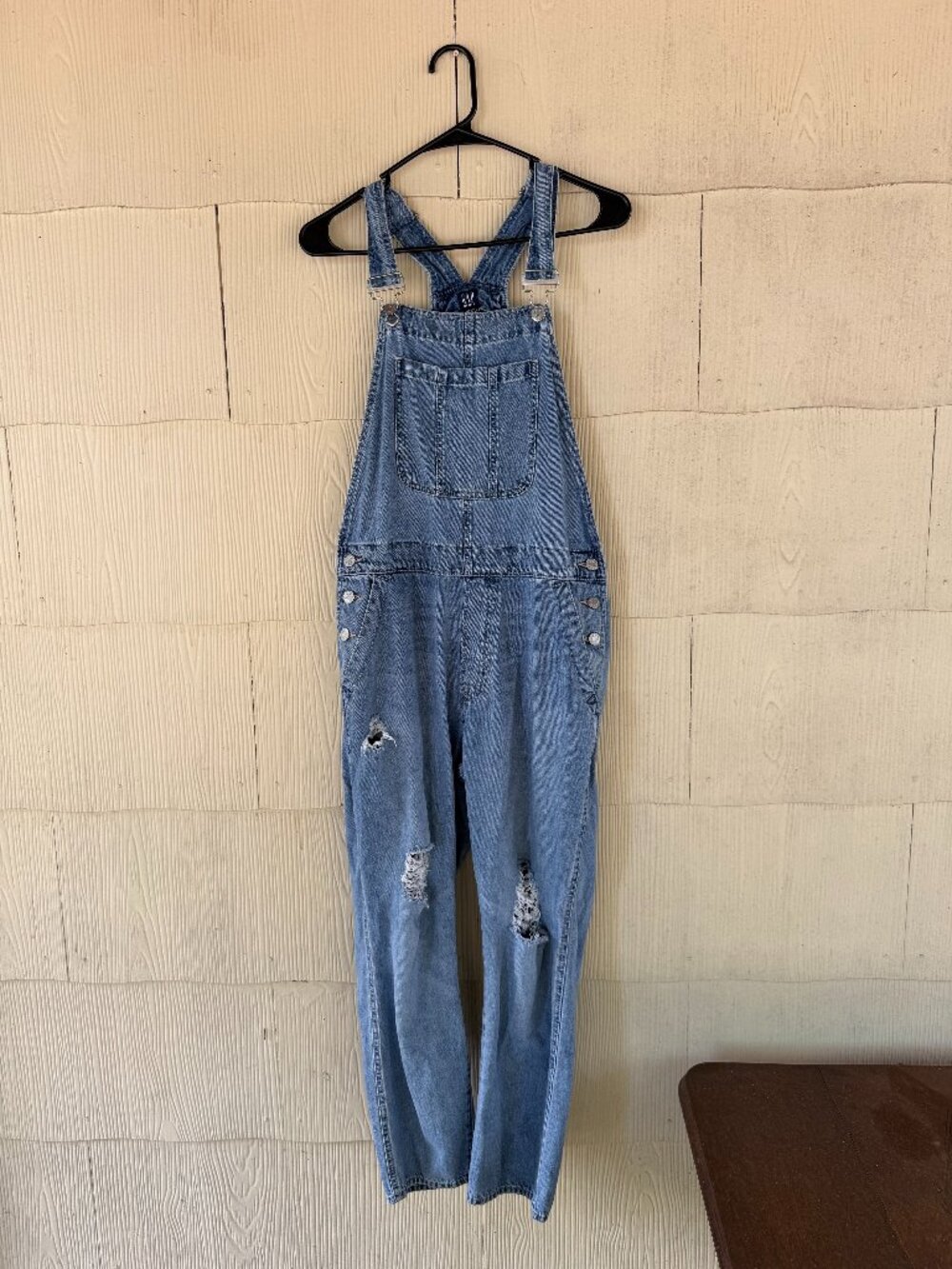 Gap Light-Wash Distressed Denim Overalls 💙